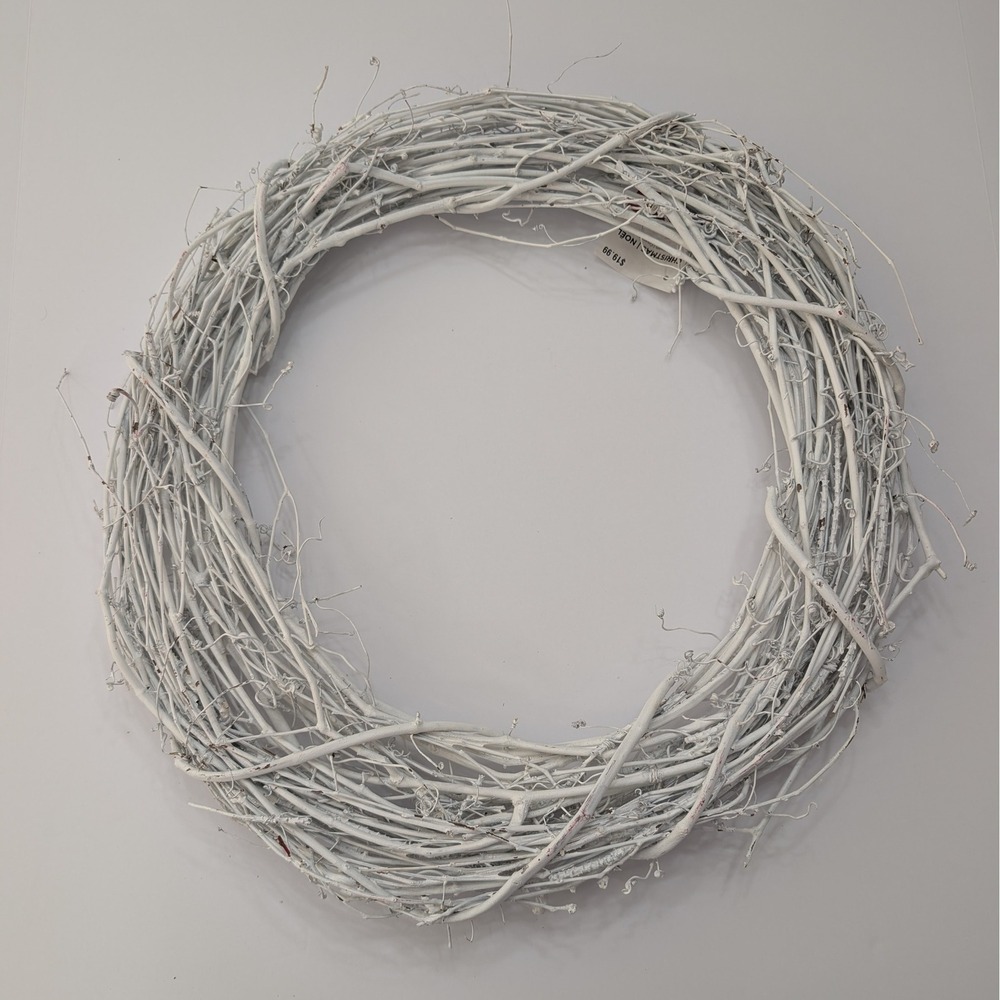 Ashland White Grapevine Wreath Base 18 in Rustic Christmas Floral Craft Supplies